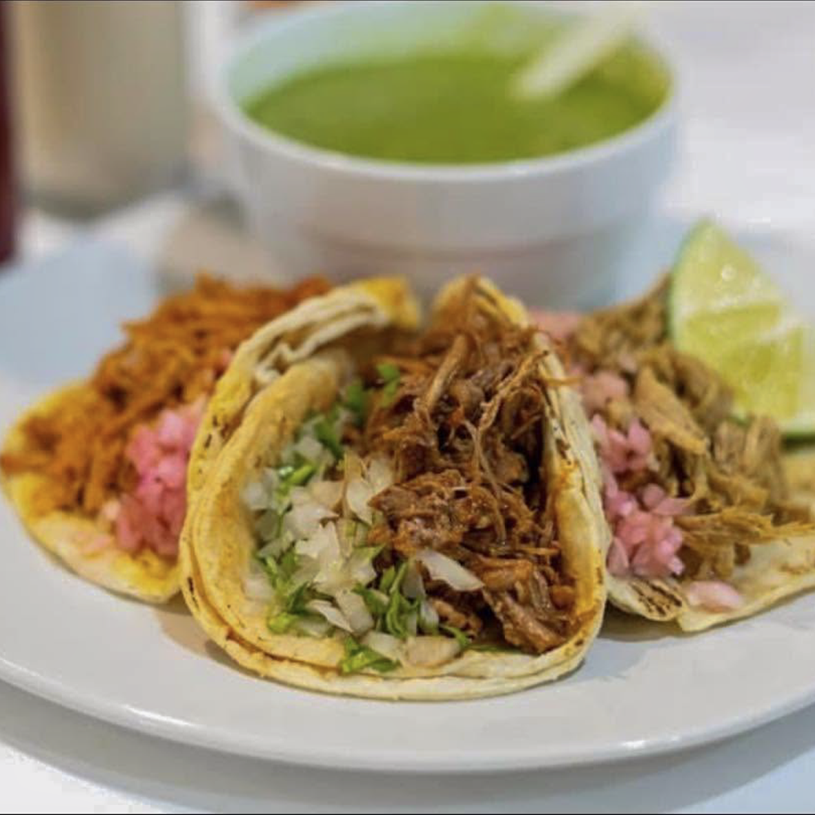 Tacos y especialidades de El Amigo Nacho